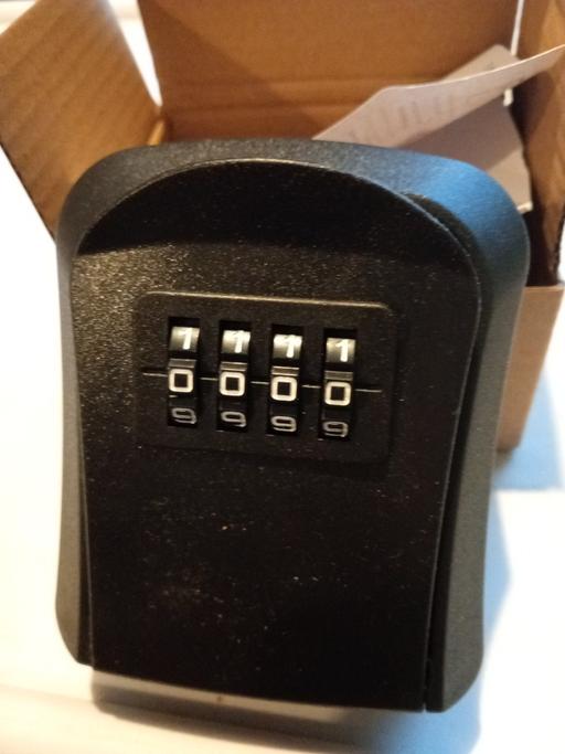  — brand new key safe box set
