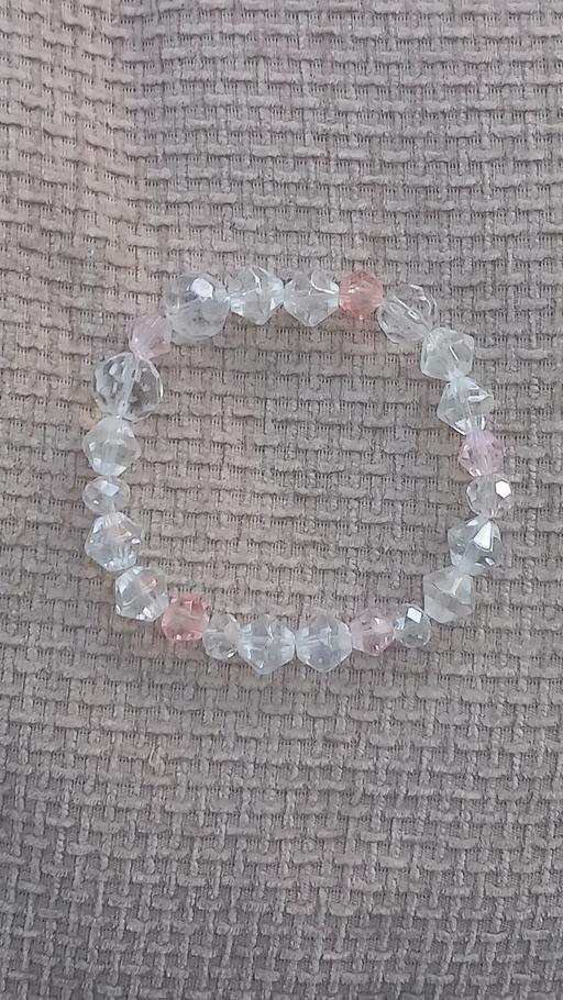  — bracelet-crystal
