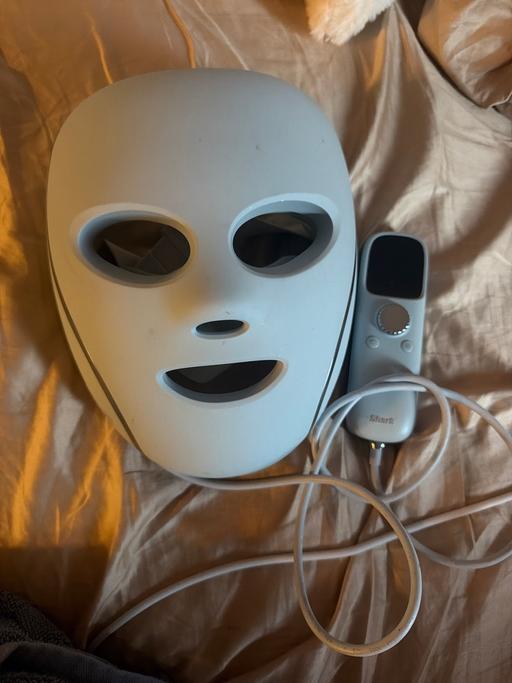  — Shark face mask