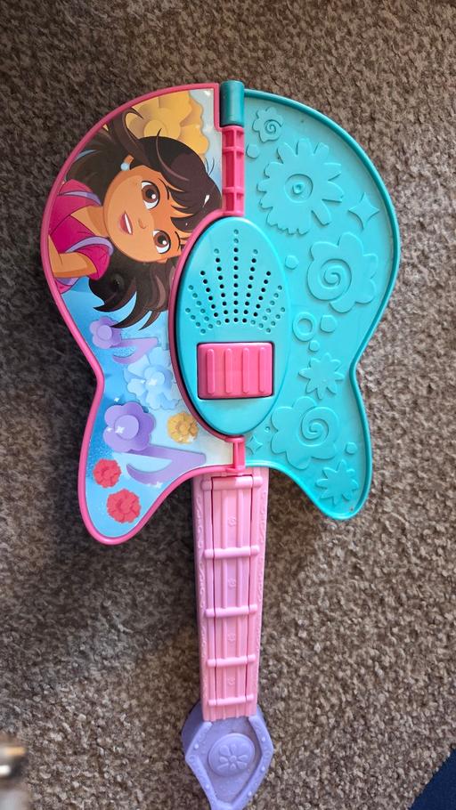  — Dora the explorer guitar