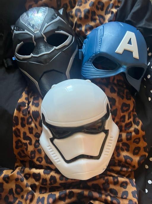  — Masks 2 poun all