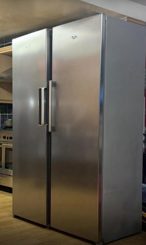  — Whirlpool American style fridge freezer