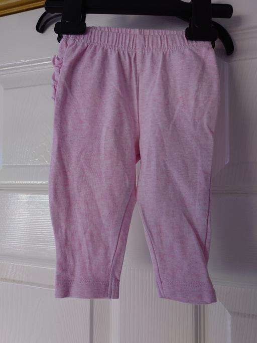  — Baby girls pink leggings size 3/6 months