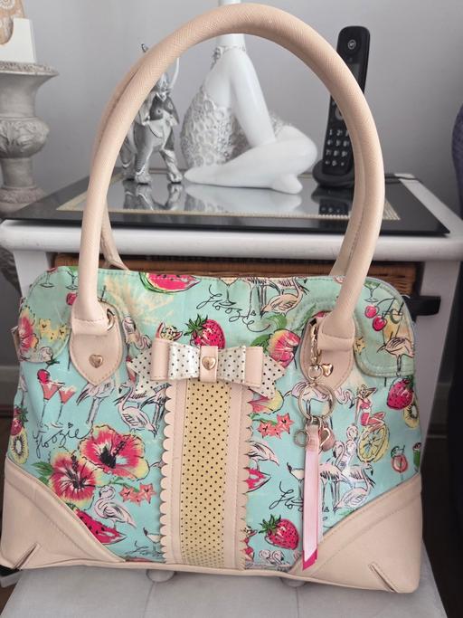  — FLOOZIE HANDBAG