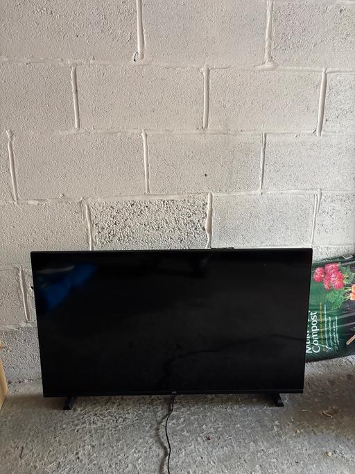  — JVC LT-40CT450 40" Smart Full HD HDR LED TV