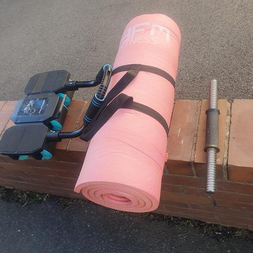  — AB Roller , Fitness Mat & Dumbell Bar , Good