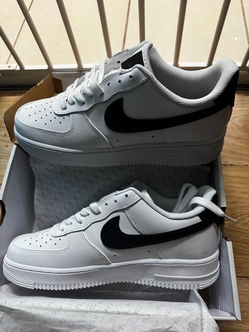  — Nike air force 1