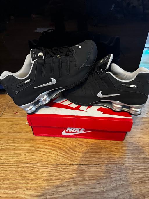  — Nike shox