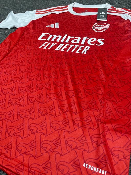  — Arsenal Fc football jersey Brand new with tag
