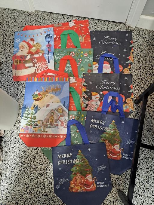  — lots new Christmas  bags