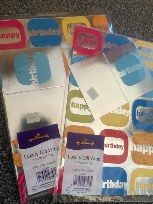  — Luxury gift wrap & tag. Hallmark. Birthday.