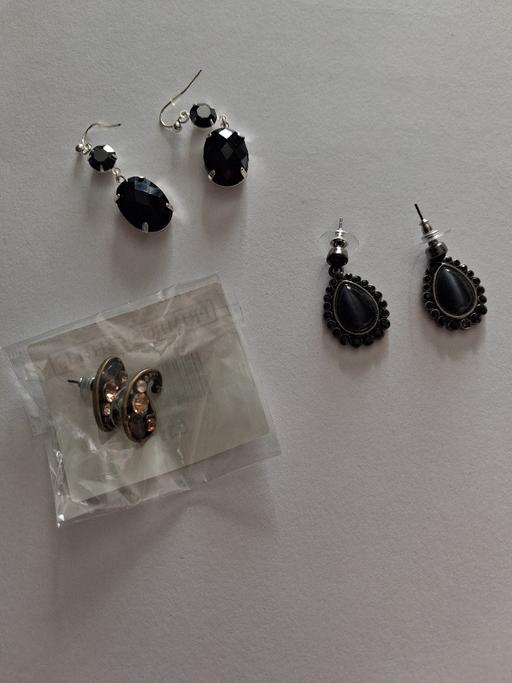  — 3 in total earrings new primrose Hill
