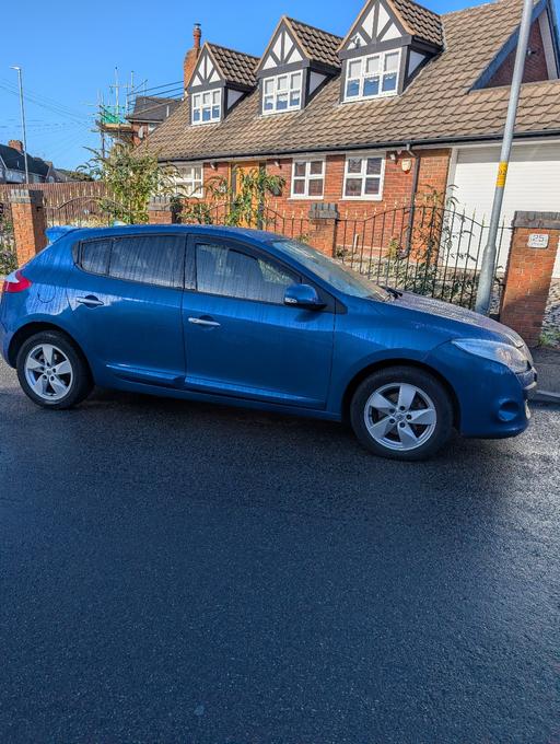  — Renault Megane