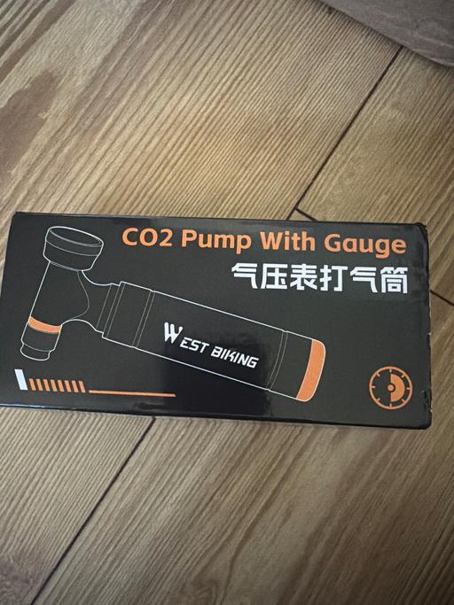  — Bike pump with gauge