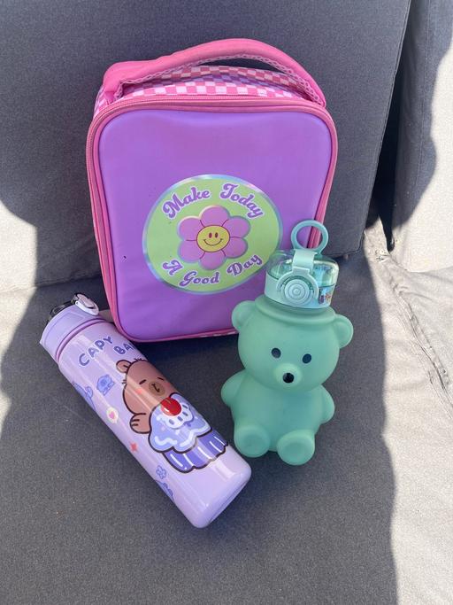  — Lunch box and drink bottles