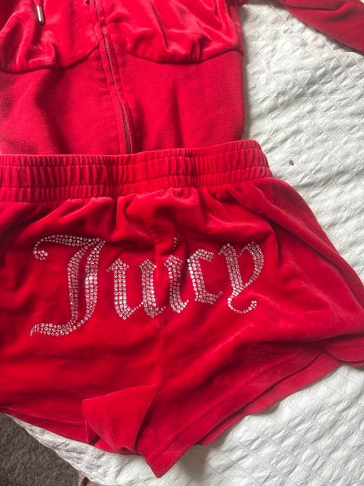  — Juicy couture tracksuit
