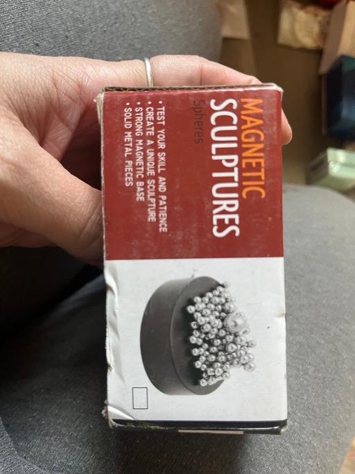  — New magnet sculpture game