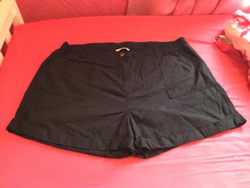  — Ladies Shorts Size 22