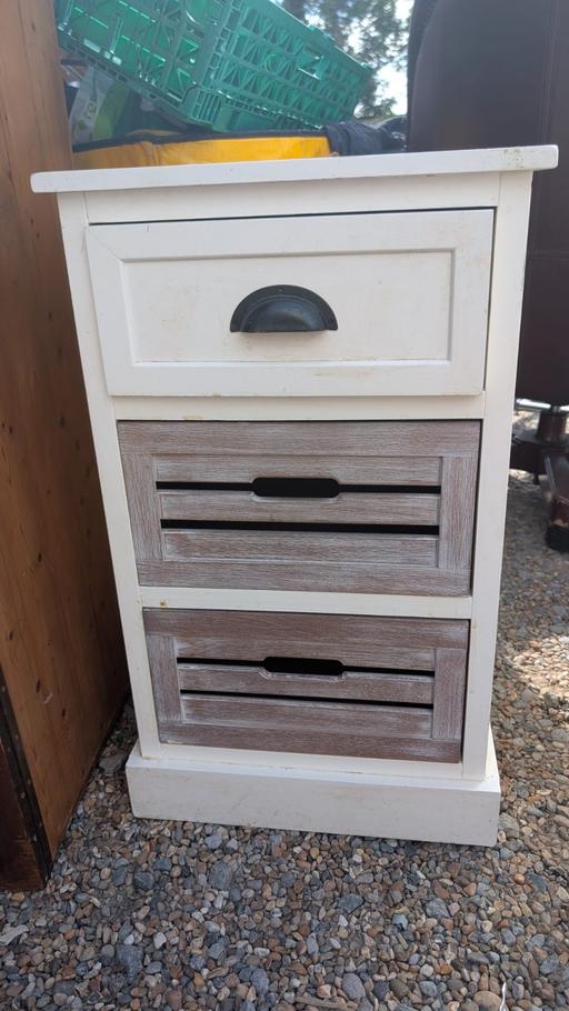  — 3 drawer storage chest