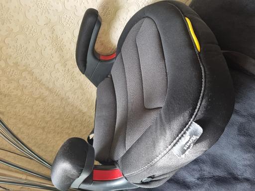  — Viaggio 2-3 Booster/seat belt isofix fitting