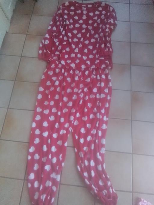  — LADIES PJS