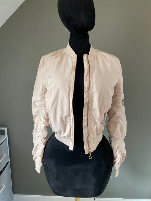  — Ariana grande bommer jacket