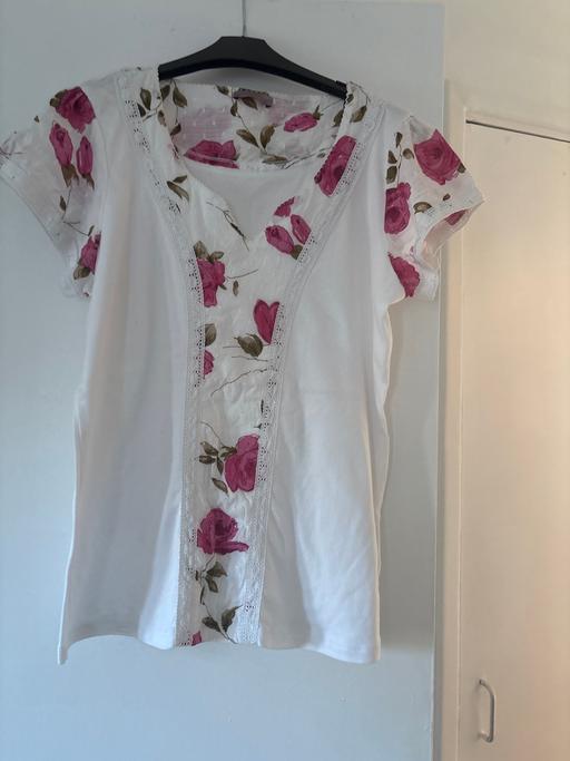  — Peruna top size 18 ex condition