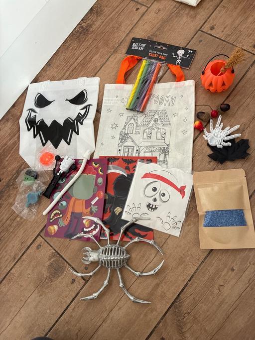  — Halloween activities and fidgets
