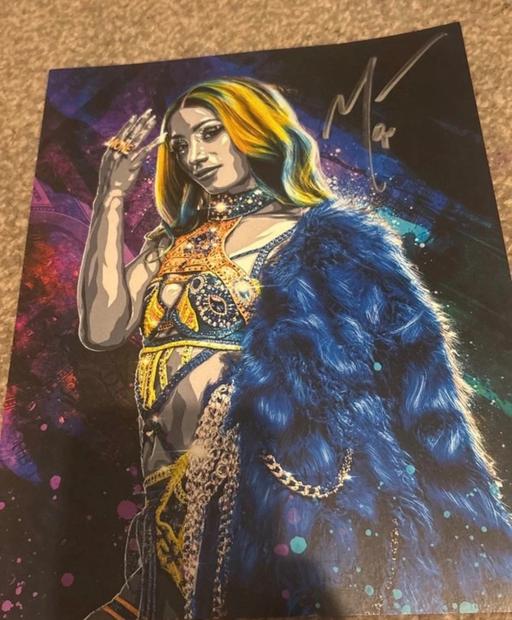  — WWE Sasha banks handsigned autograph