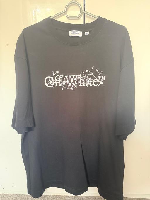  — off white t-shirt size large