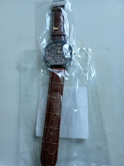  — brand new Mens watch
