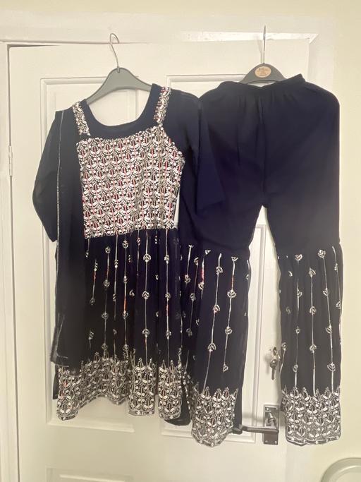  — Indian suit size 34