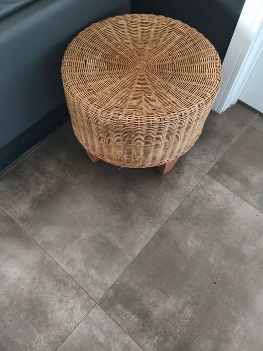  — Wicker chair