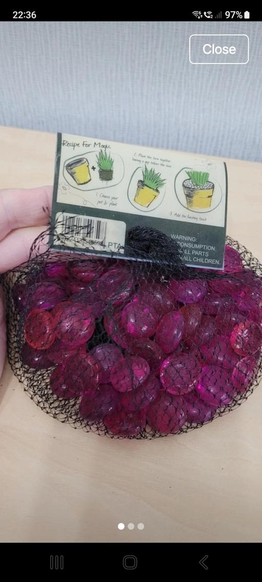  — pink glass plant pot toppings