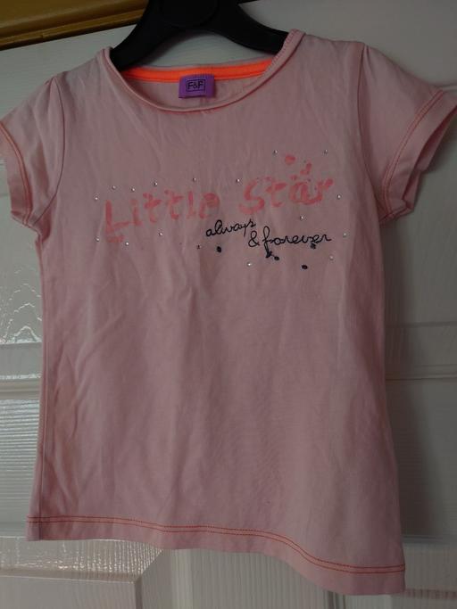  — Girls light pink top size 2-3 years