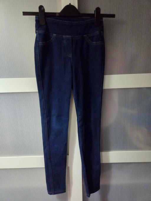  — Age 11-12 RIVER ISLAND jeggings