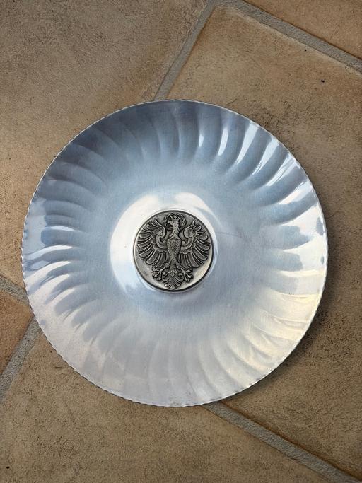  — Decorative dish