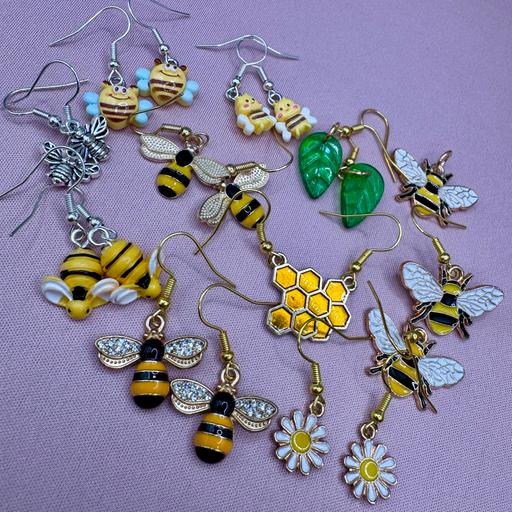  — Sweet Bee Earring Bundle