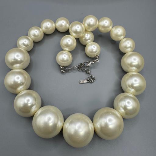  — Vicenza Chunky Pearl Statement Necklace