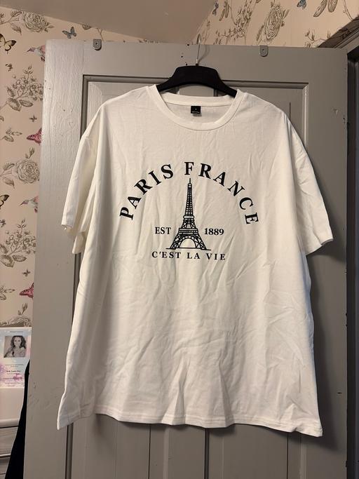  — Ladies oversized shein t shirt