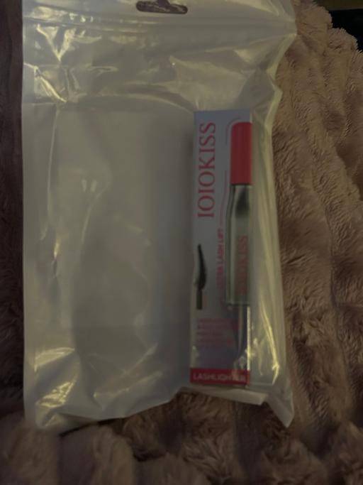  — IOIOKISS ULTRA LASH LIFT mascara- Black