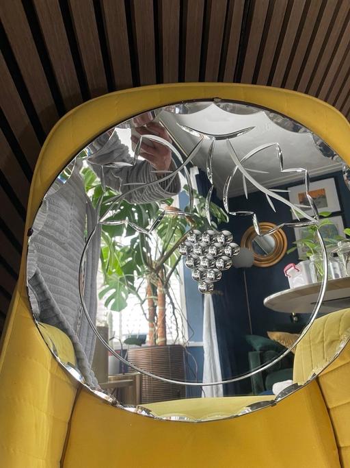 — Vintage mirrors
