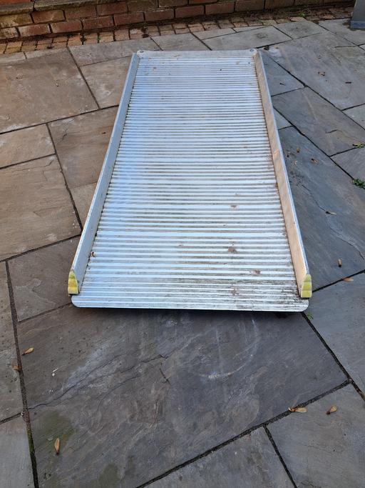  — aluminium  ramp