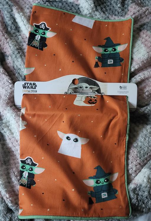  — new Star Wars Mandalorian Cushion Cover
