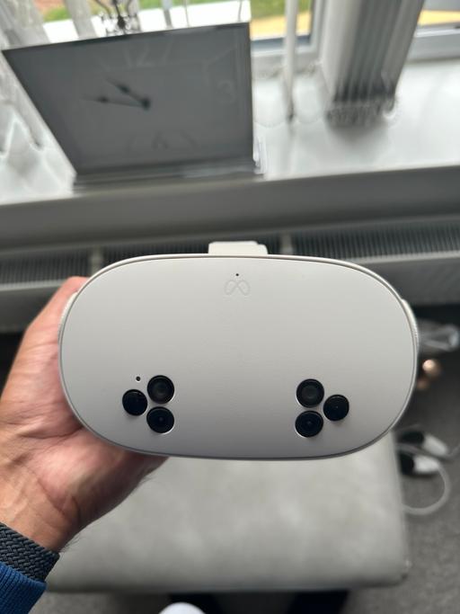  — Meta Quest 3S Headset and Controllers, 128GB