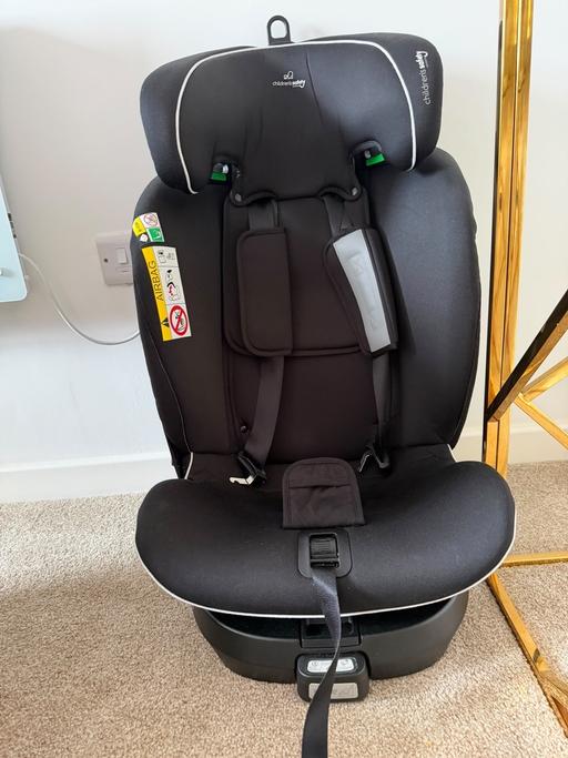  — Car seat