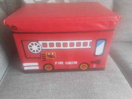  — Red fire engine toy box padded top