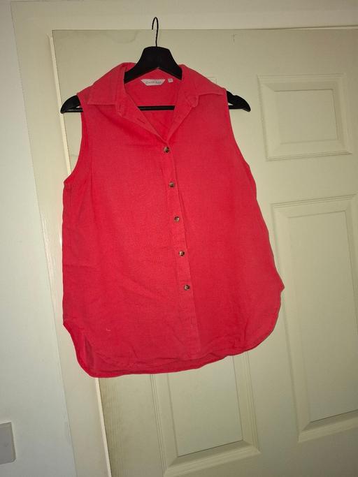  — ladies top size 10