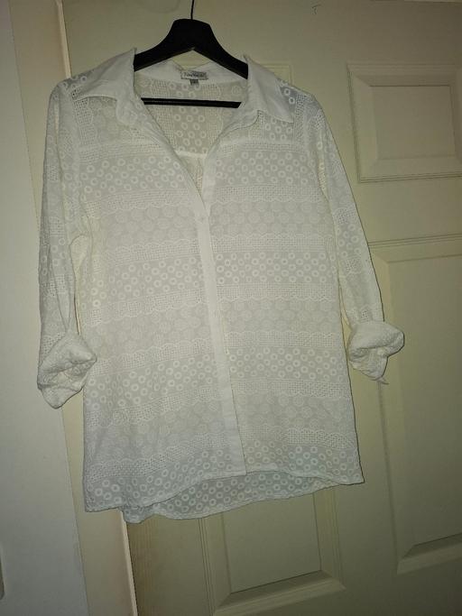 — ladies top size 10 to 12