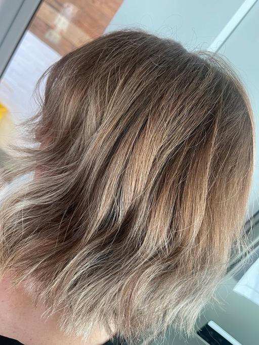  — Professional mobile Women’s Hairdresser